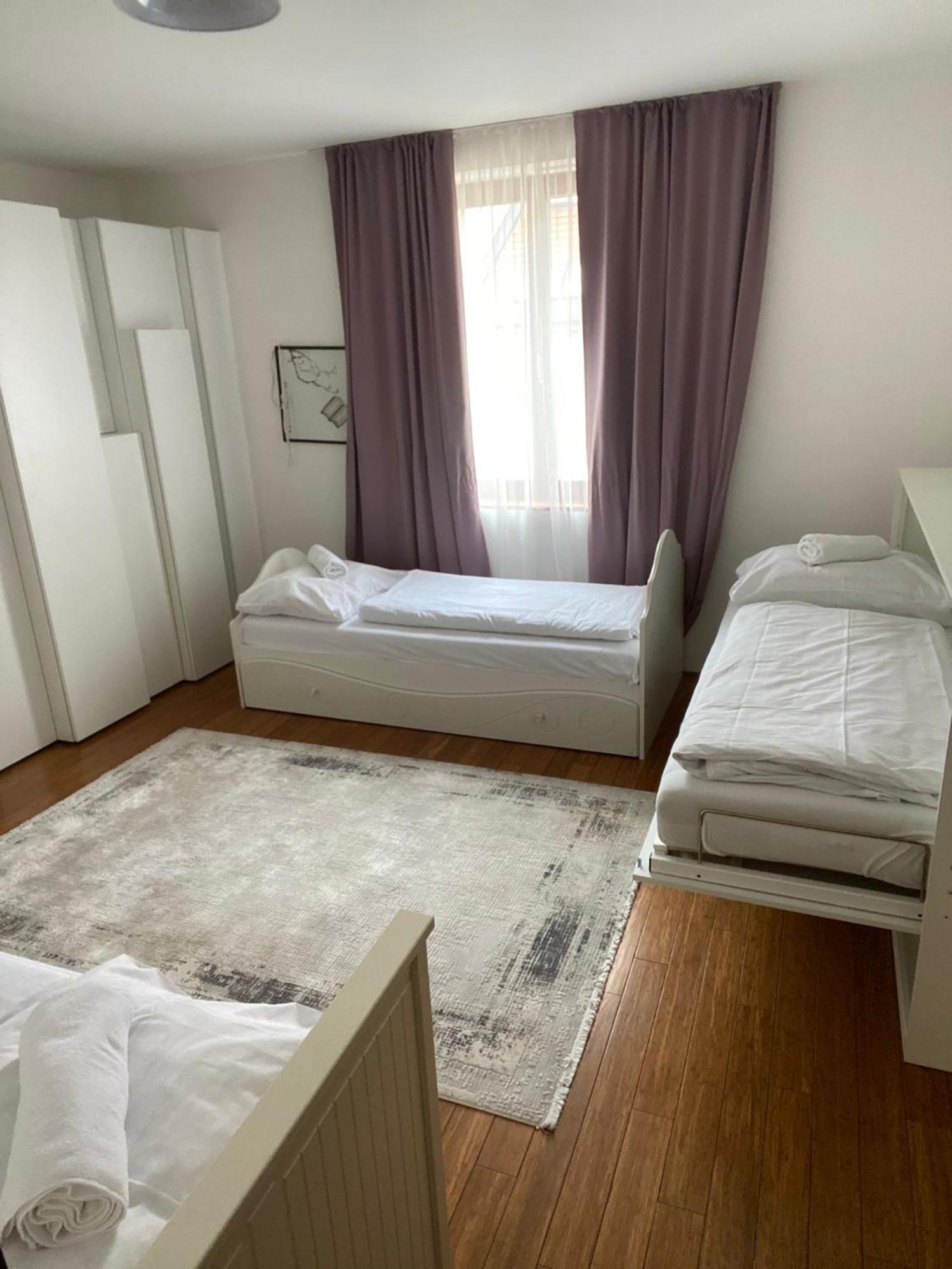Old Town Apartment Bratislava Luaran gambar
